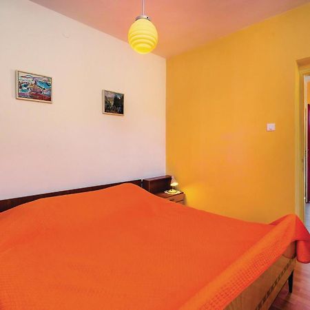 Lovely Apartment In Rabac With Kitchen Esterno foto